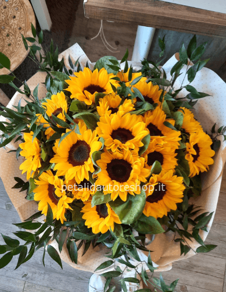 Bouquet di girasoli, prima di ordinare chiedere disponibilità