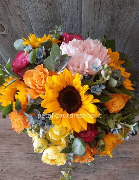 Maxi Bouquet assortito di fiori freschi colorati.